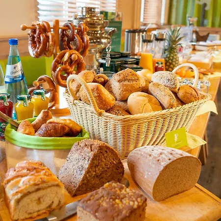 Zur Bretzel 3* Babenhausen (Hessen)