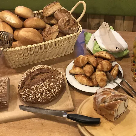 Zur Bretzel 3* Babenhausen (Hessen)