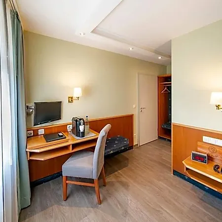 Zur Bretzel Hotel 3*