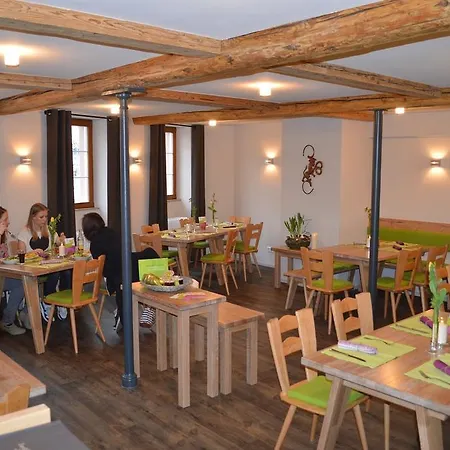Zur Bretzel 3* Babenhausen (Hessen)